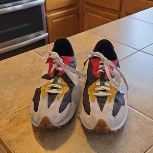 New Balance Mens 327 Tennis Shoes